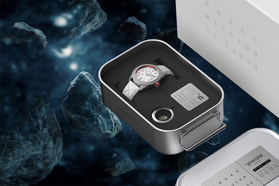 Montre AWAKE Mission Earth coffret