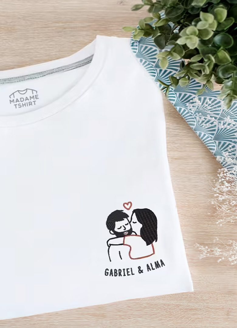 idées cadeaux pour une femme noël t shirt brodé