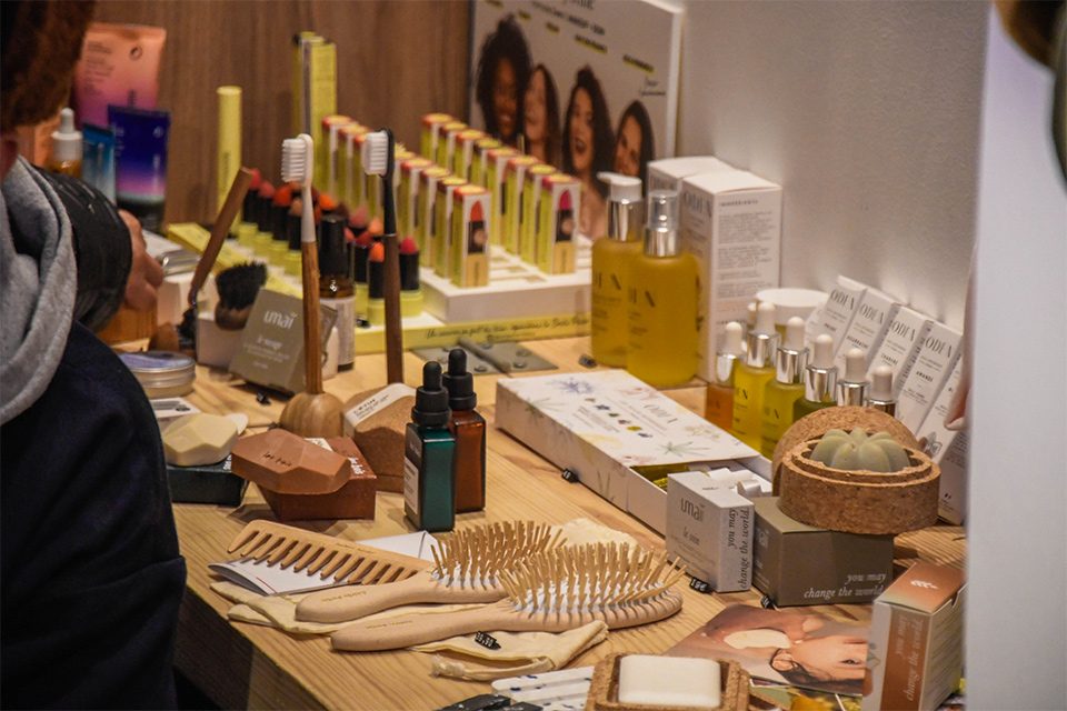 pop up marché commun mode masculine cosmétiques