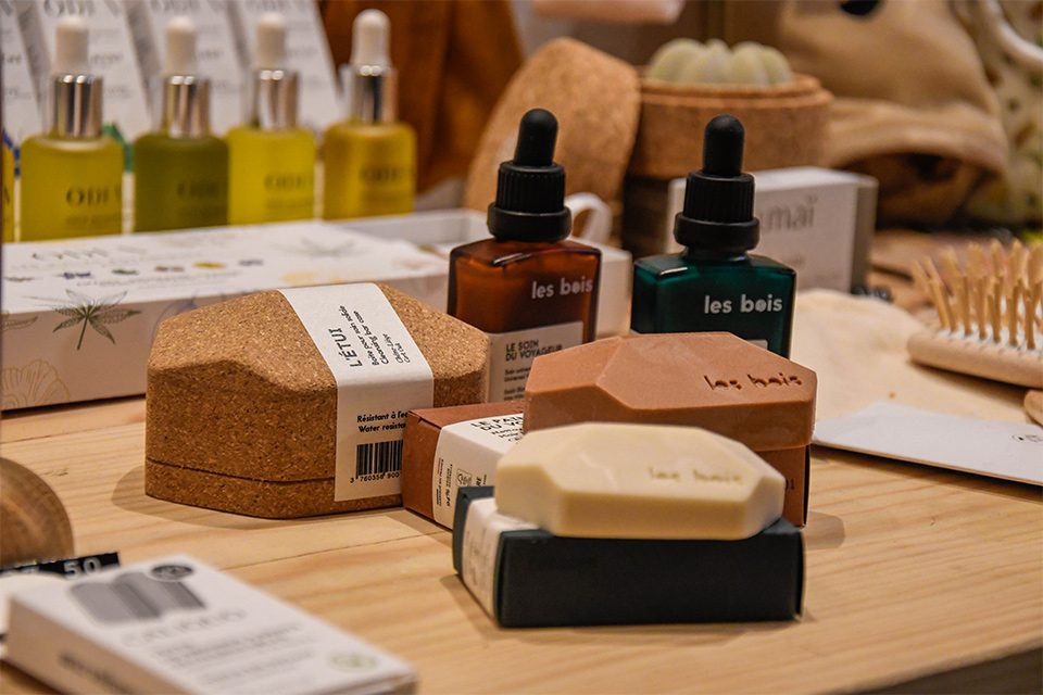 pop up marché commun mode masculine cosmétiques