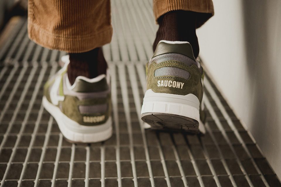 baskets saucony shadow 5000 vert kaki marche