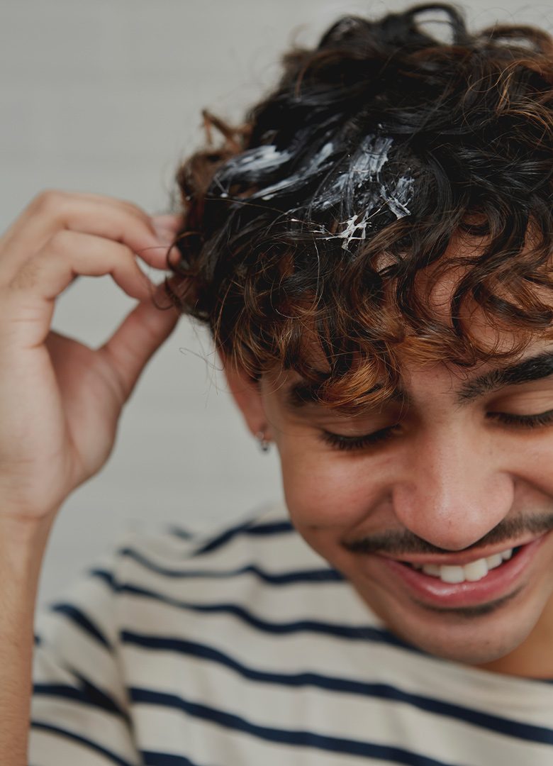 comment entretenir ses cheveux frisés crépus ondulés horace