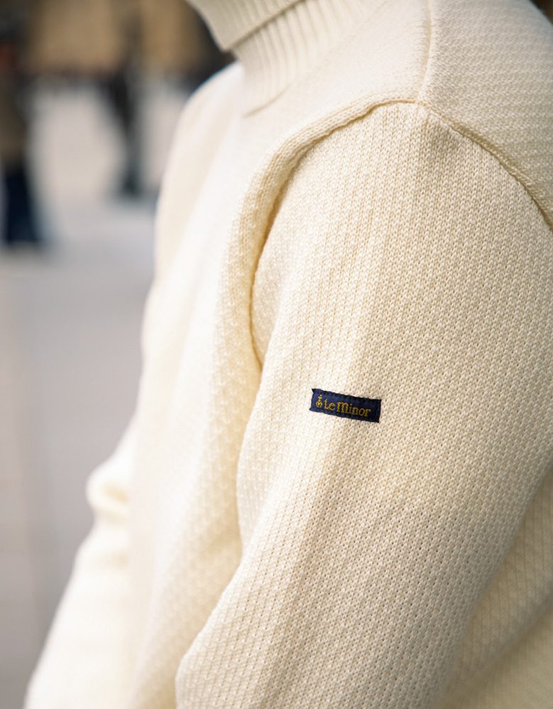 Pull le minor blanc étiquette