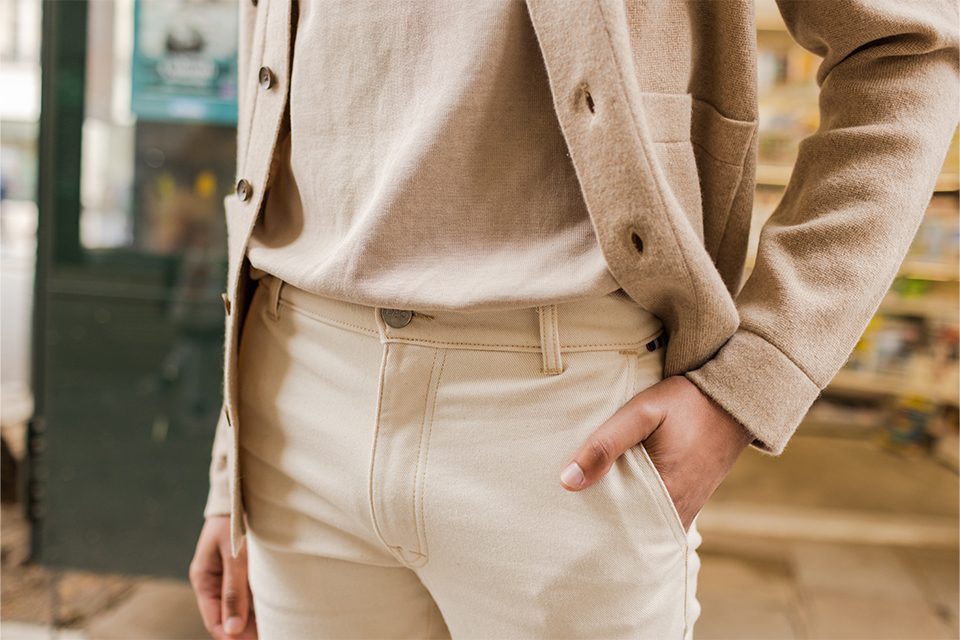 porter un polo en maille jean blanc