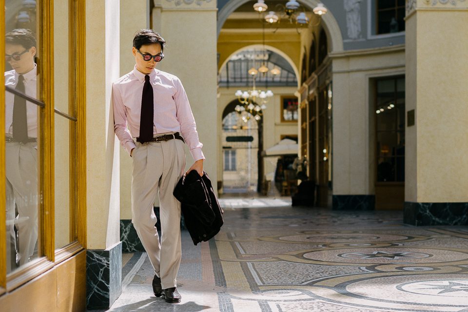 Chemise col épinglé et pantalon taille haute