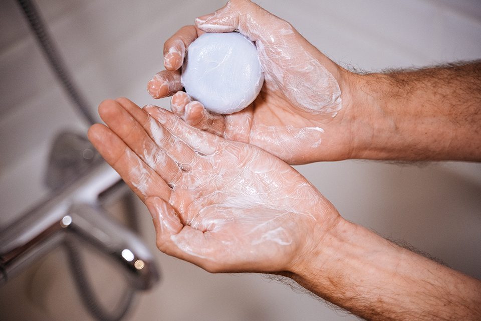 shampooing solide cheveux gras horace