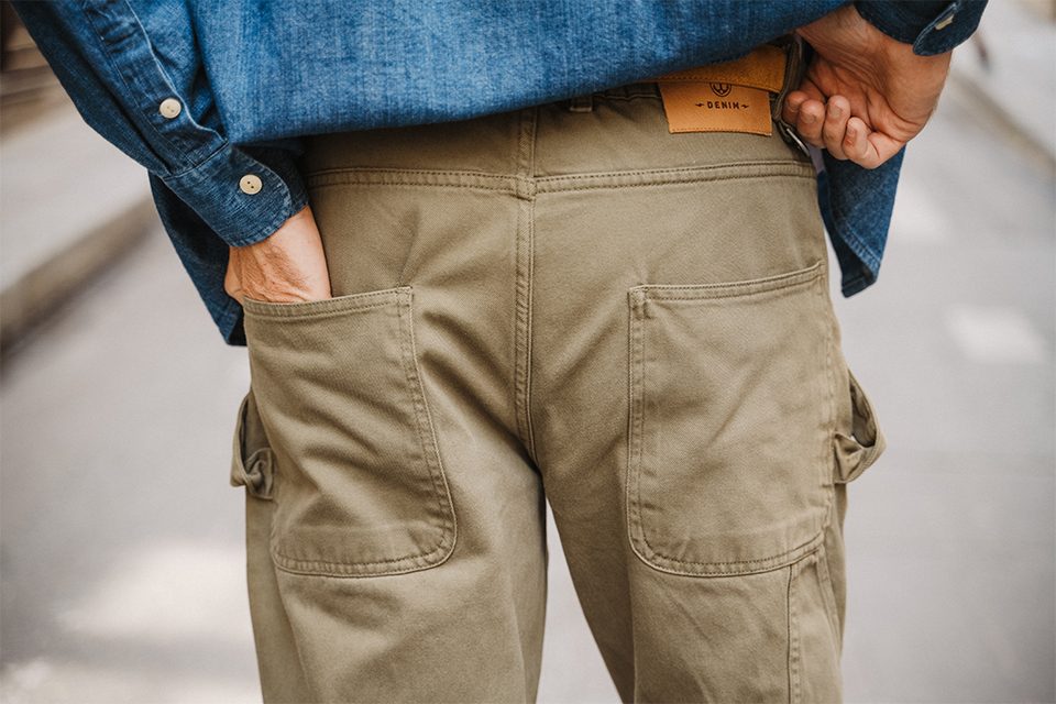 pantalon carpenter workwear chemise en jean derby blanches