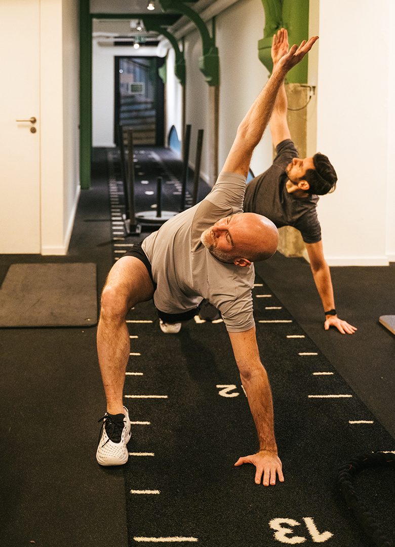 exercices étirements homme après 40 ans