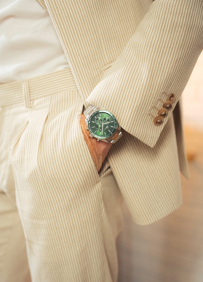 Look élégant été mariage montre