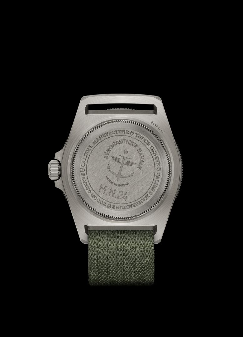 Tudor_Pelagos FXD GMT Zulu Time_Marine Nationale_Fond de boîte