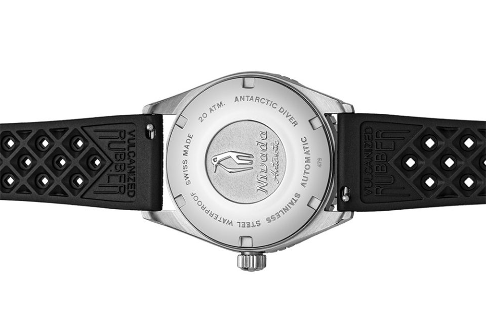 Nivada Grenchen_Antarctic Diver_Vert_Pinguoin_Fond de boîte