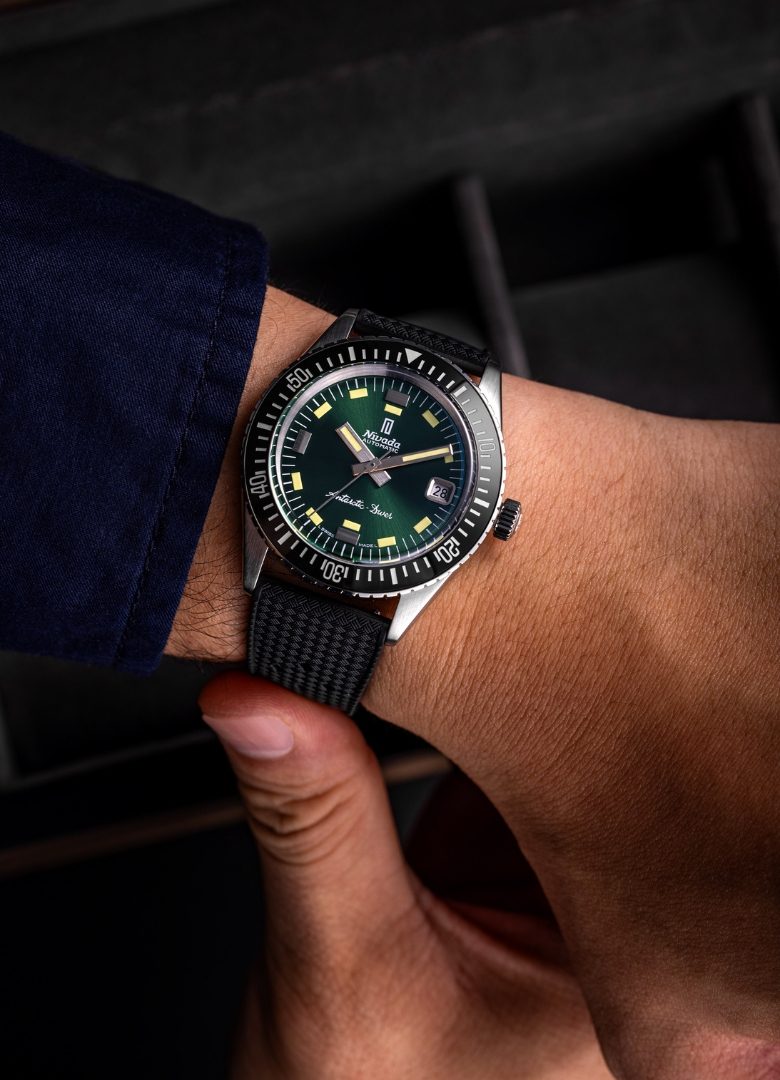 Nivada Grenchen_Antarctic Diver_Vert_Portée 1