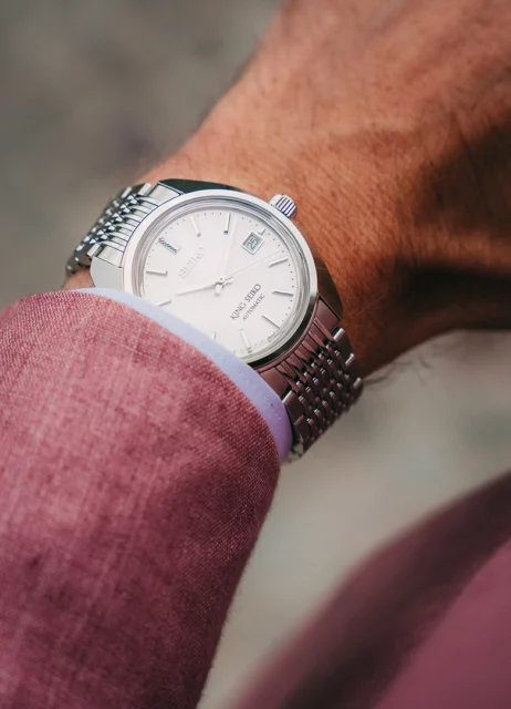 Mariage ville invite montre