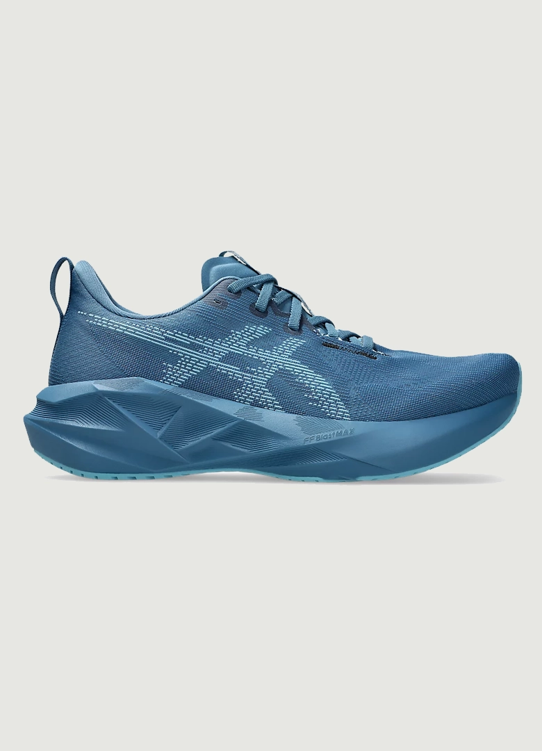 Asics NOVABLAST 5