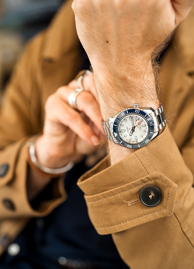 montre automatique seiko gmt poignet 2025