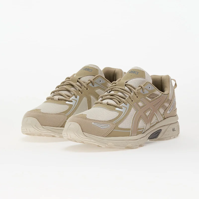 Baskets Asics Beige