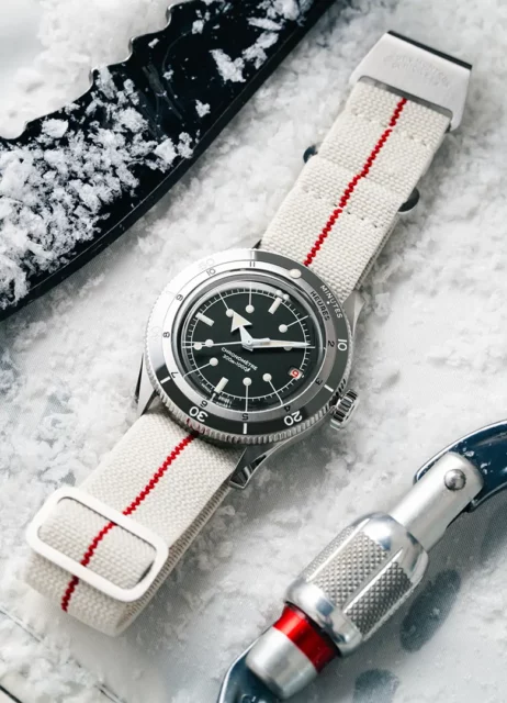 montre serica ref 5330 bracelet nylon