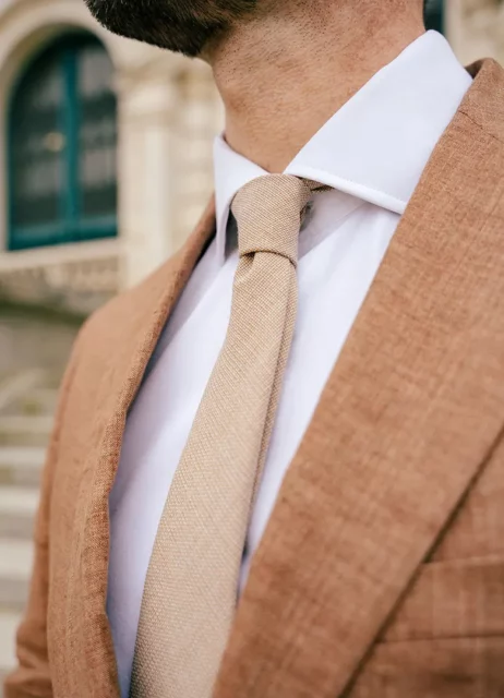 tenue mariage homme eglise ville cravate le colonel