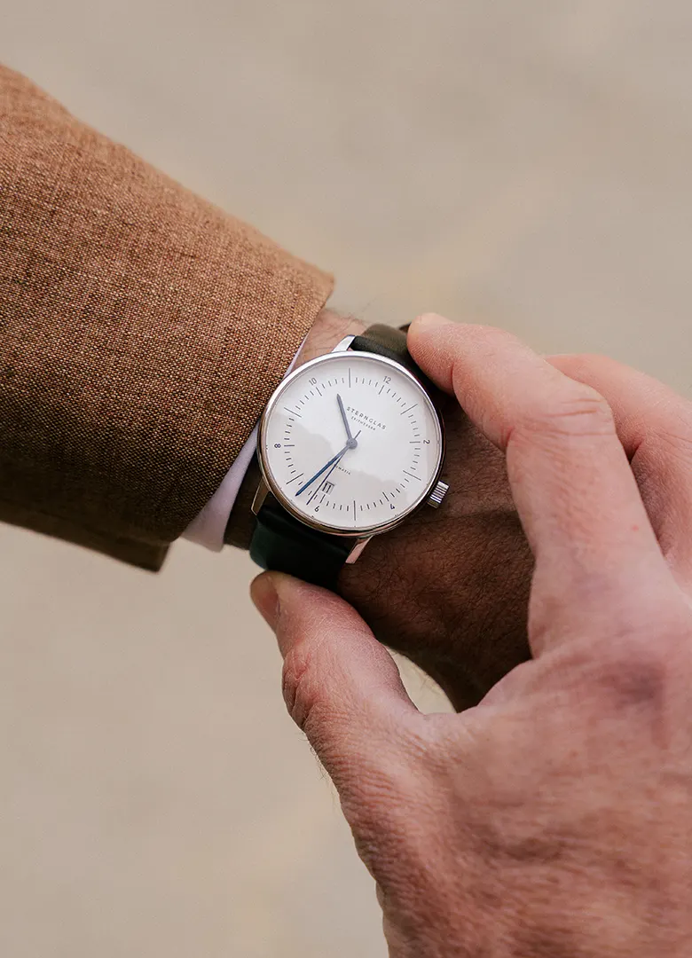 tenue mariage homme eglise ville montre sternglas