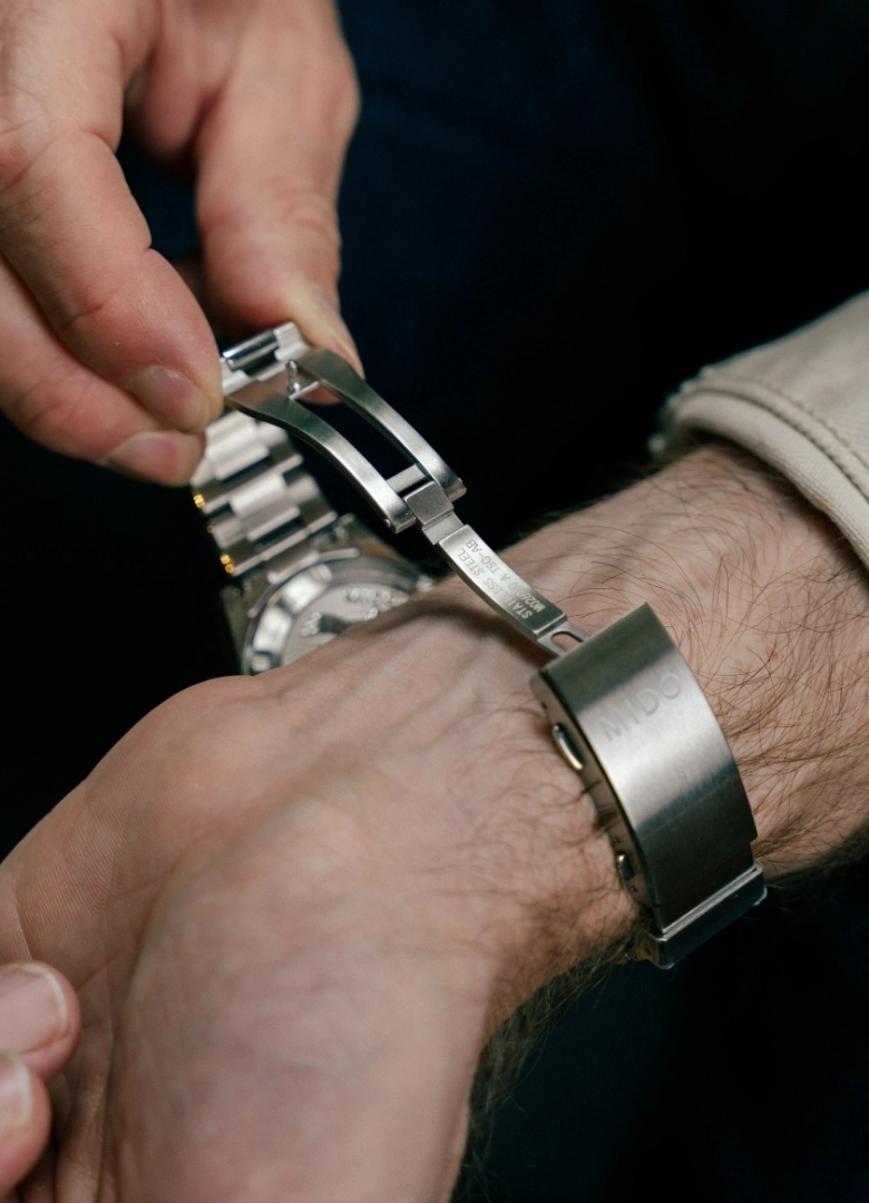 montre mido OS200 bracelet ouverture
