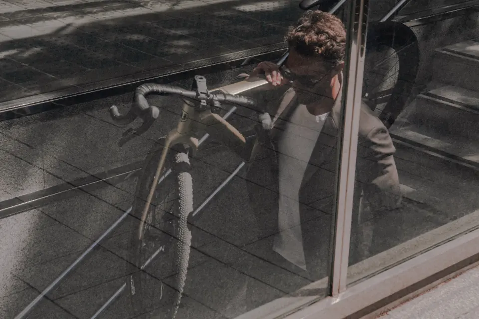 collection ikks urban lab homme velo gravel ville