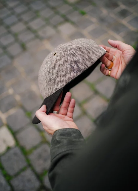 Casquette Hast en laine à chevrons avec visière en velours côtelé