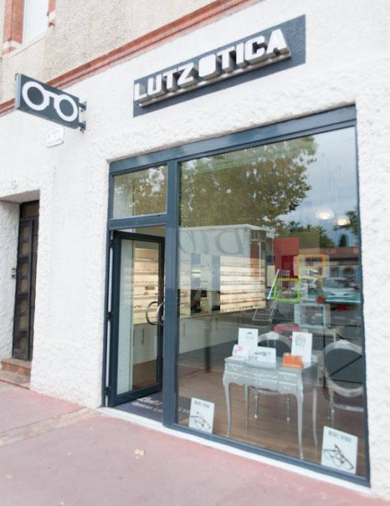 Lutz Otica Vitrine