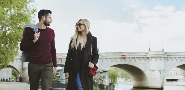 balade couple quai de seine