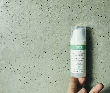 Ren Creme Tube