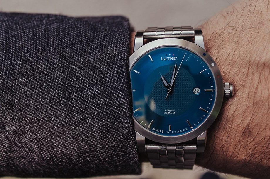 Luthes-Close-Bleu-2