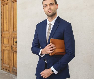 Patte Blanche suit
