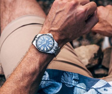 Montre Yema Superman Skin Diver au poignet