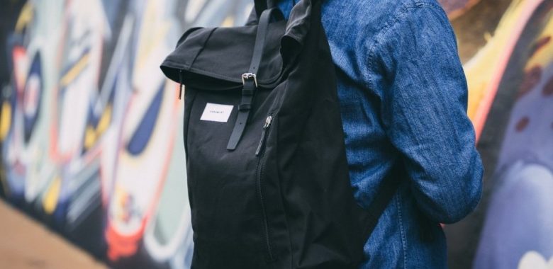 look complet streetwear sac a dos