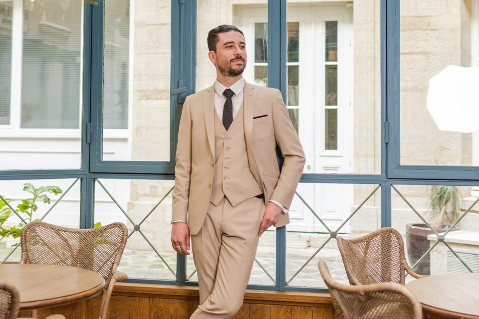 costume beige mariage sur mesure samson