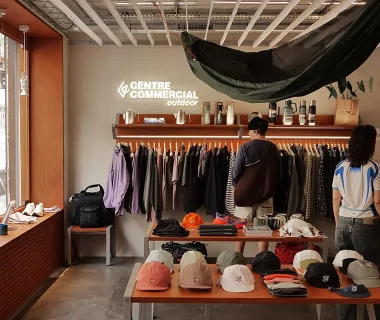 boutique centre commercial outdoor paris couv