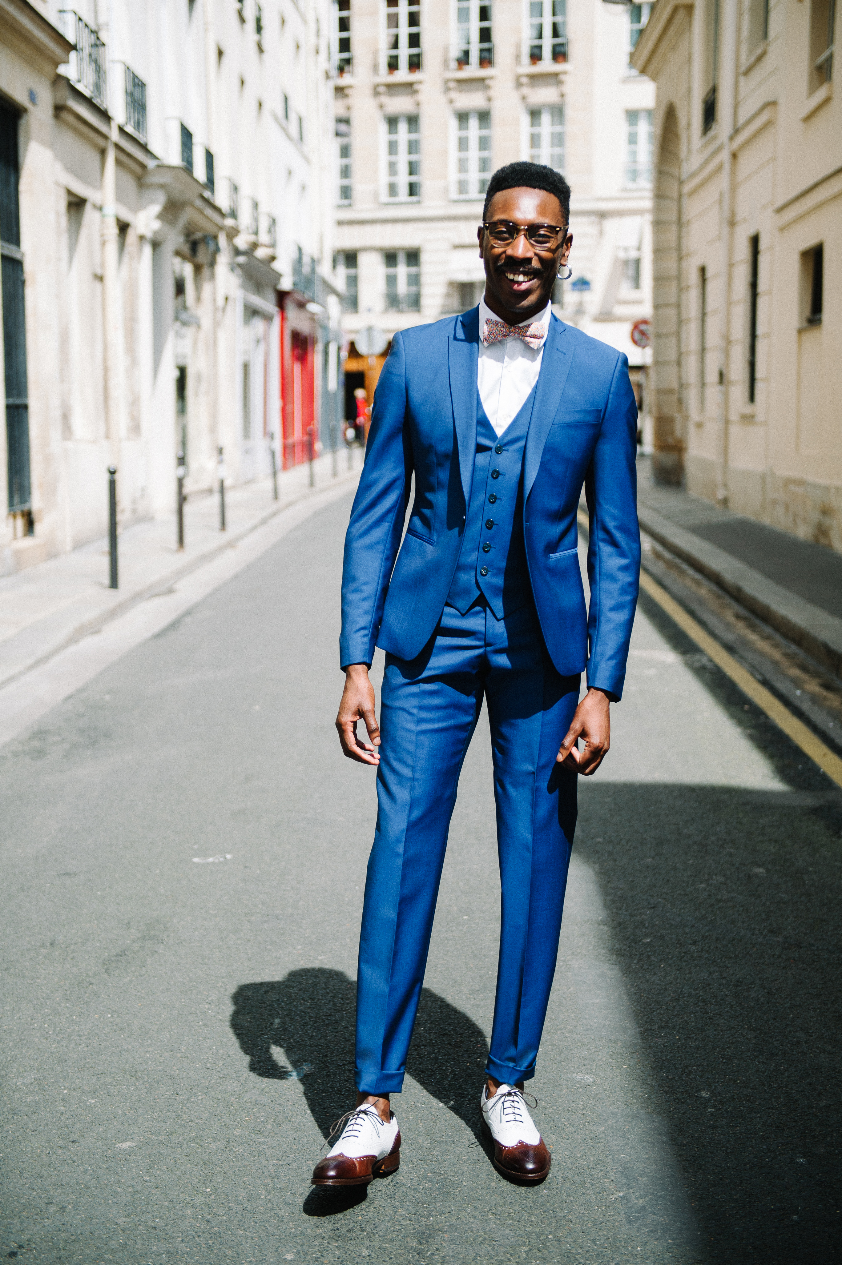 look costume bleu mariage homme